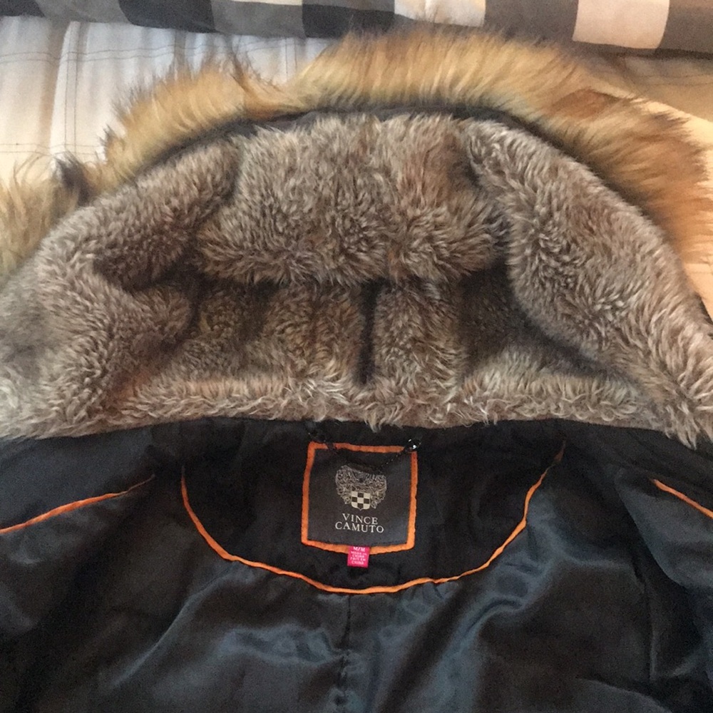 $175 VINCE CAMUTO Gray Faux Fur DOWN PARKA Hood Winter Warm Mid Length Jacket M - Picture 12 of 16